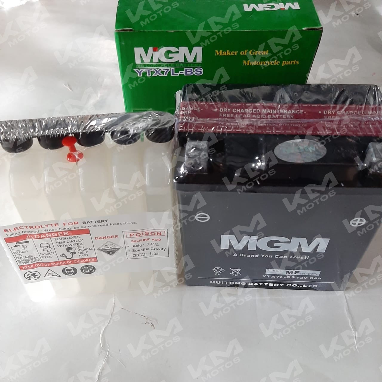 Batería YTX7L-BS RT + ACIDO/KMF150L,ZX200L,PS135,KMF250R,GXT250R,CB190R,GIXXER 150,SX4,SX1-220,MT-03,FZ25,DR200,NINJA 250,YBR125Z,TX200