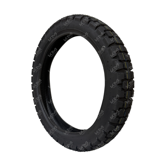 Llanta trasera Diamond 4.10-18 para semitractora, neumático resistente con banda de rodadura visible y estructura robusta.