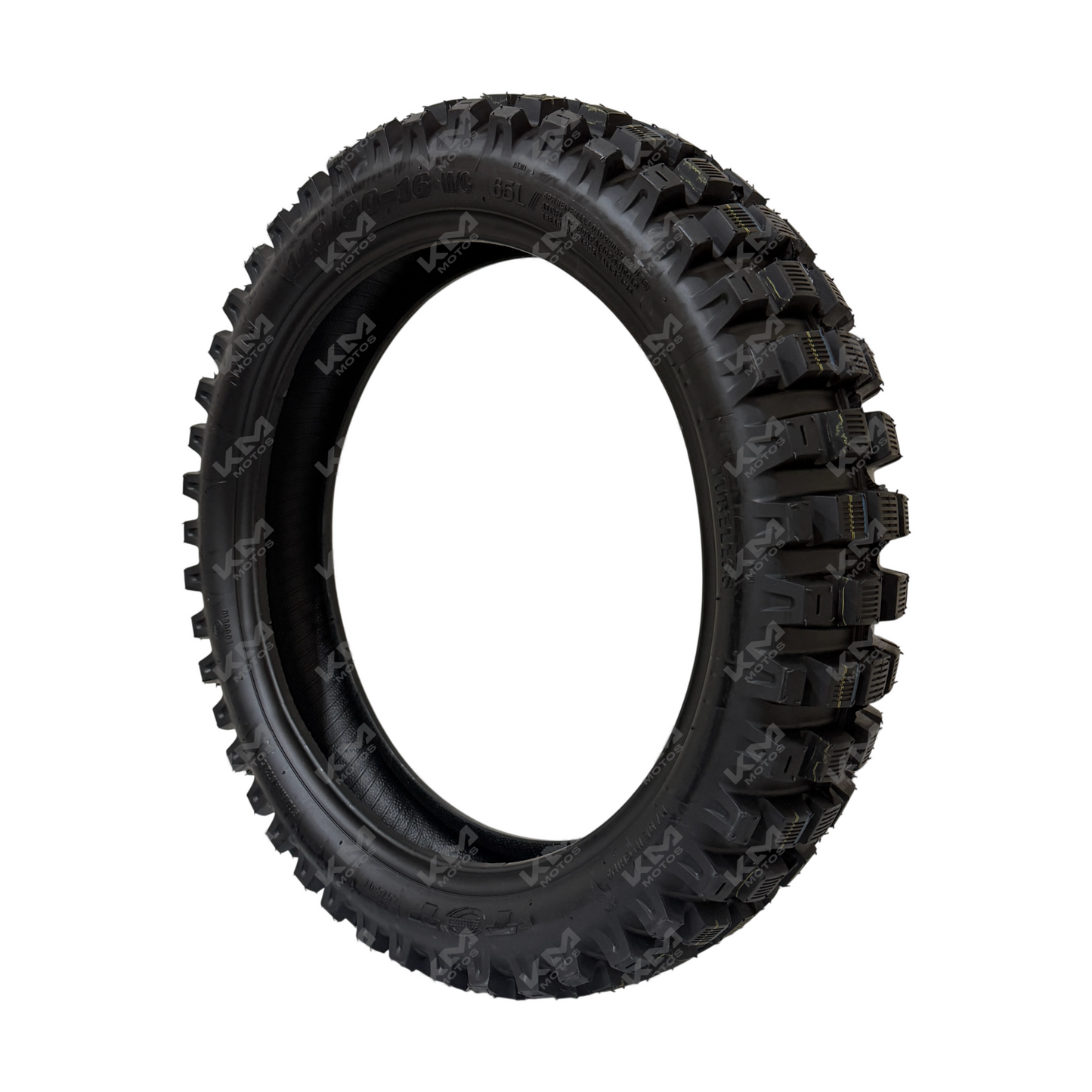 Llanta trasera Diamond 110/90-16 para tractor L678, neumático resistente con banda de rodadura y perfil robusto.