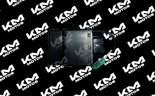CDI Yamaha FZ 16, componente electrónico para motocicleta, con detalles del sistema de encendido en la imagen.