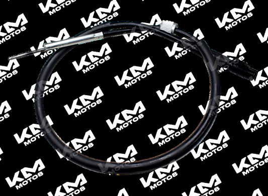 Cable de velocímetro universal para CBF125, muestra el cable negro con conectores en la imagen.