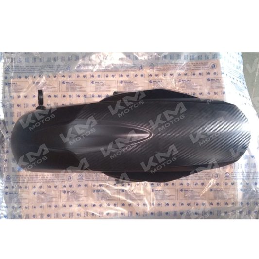 Guardafangos negro para PULSAR 125NS y PS135, modelo Delnatero, compatible con guardafangos universales, en imagen.