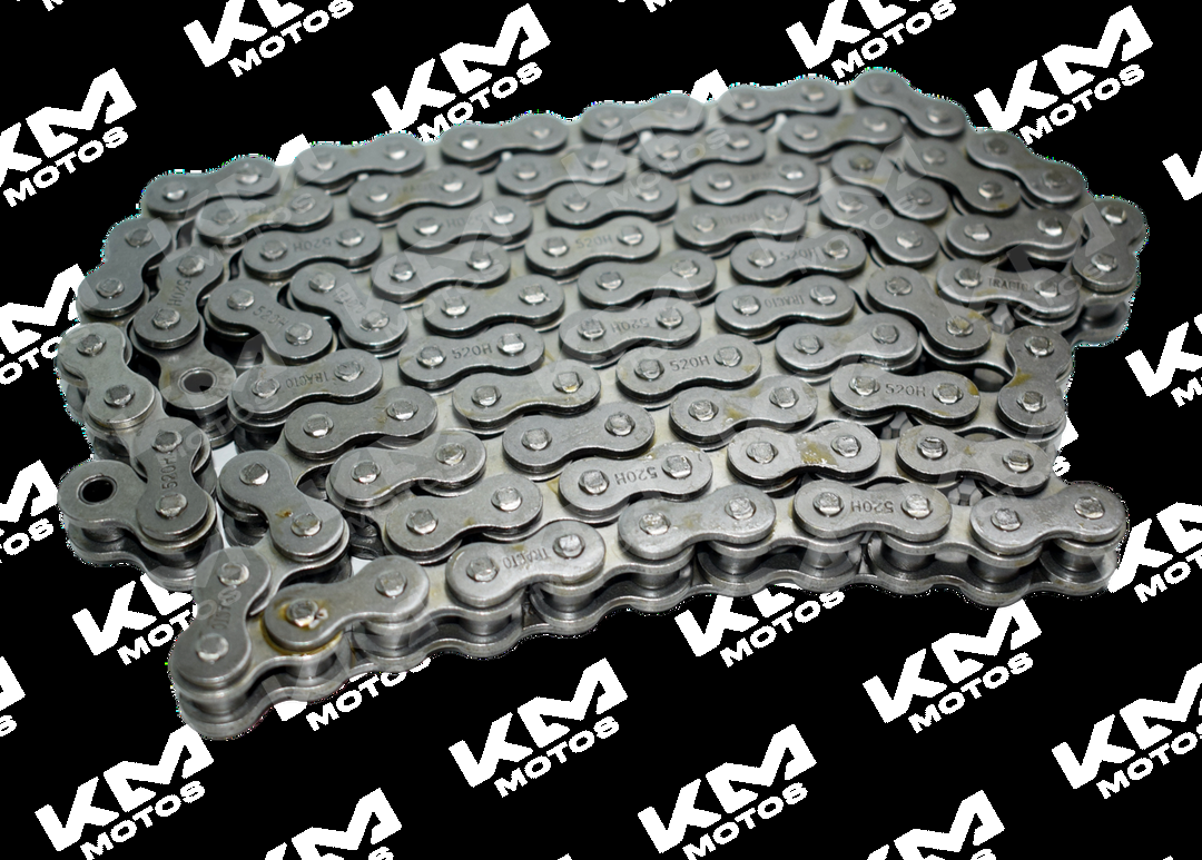 Cadena de tracción Universal 520H-128L reforzada de color gris, con eslabones resistentes para uso en maquinaria pesada.