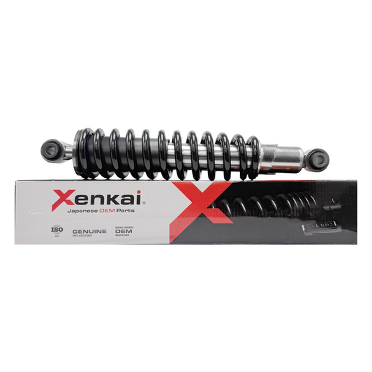 Amortiguador trasero negro para ATV Italika 250C y Reversa, marca XENKAI, muestra el componente en vista cercana.