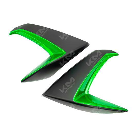 Cubierta de tanque izquierda y derecha verde para motocicleta Italika 150Z de KM Motos, vista frontal.