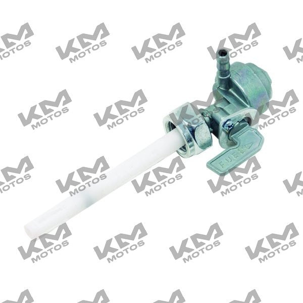 Válvula de combustible KM Motos FT150/BK150, vista cercana mostrando detalles y conexiones de la válvula en la imagen.