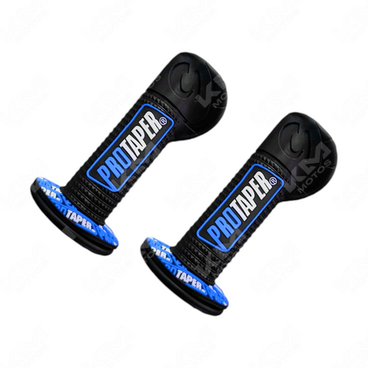 Protector de timón PEPES PROTAPERS negro y azul de KM Motos en forma de pepes para motocicletas.