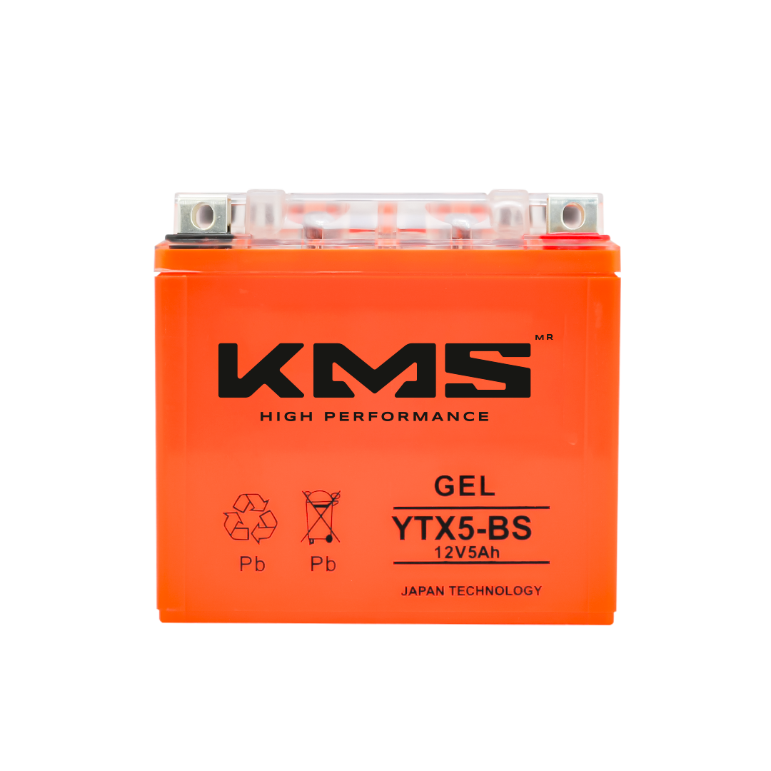 Batería de gel KMS YTX5-BS para motos Yamaha, Honda e Invicta, con terminales y estructura visible.
