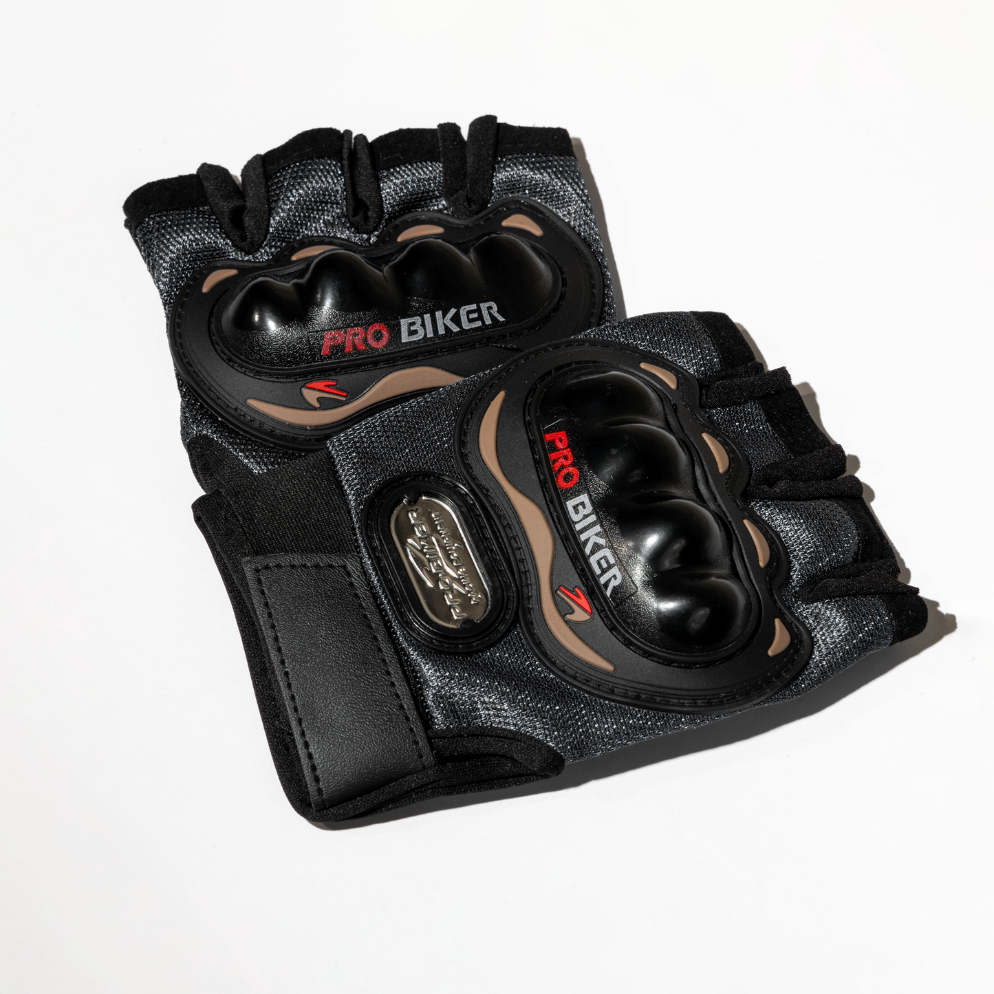 GUANTES CORTOS + PROTECCION PRO BIKERS NEGROS