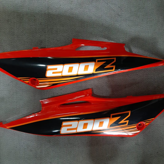 TAPADERAS LATERALES XM200Z ROJA