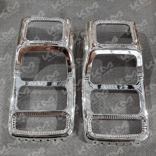 Cromo de stop 4S para mototaxi de la marca Universal, imagen de un cromo cromado de estilo resistente.