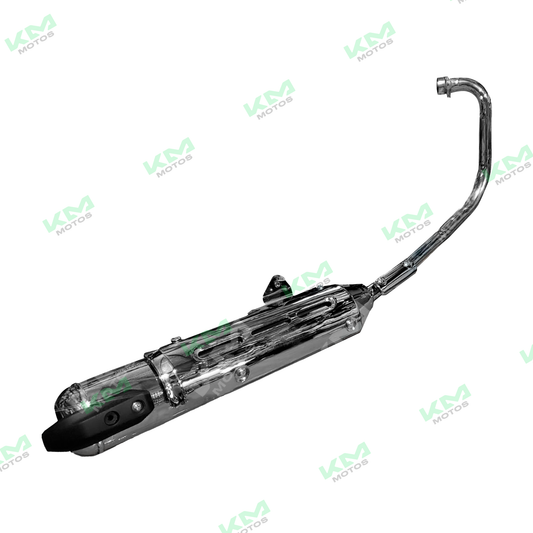 Escape para Yamaha YBR125 Orix, silenciador de escape de moto con acabado en negro, visible en la imagen.