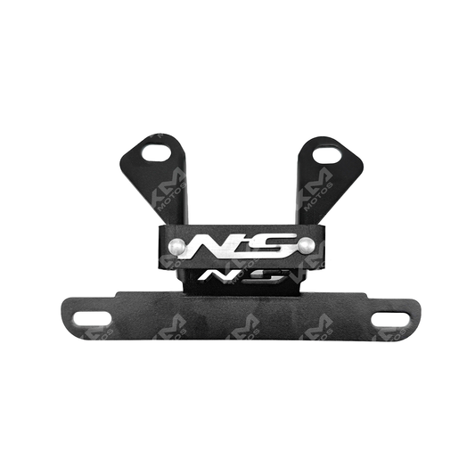 Porta placa para Pulsar 200NS de KM Motos, estructura en negro y diseño resistente, para la instalación de matrícula.