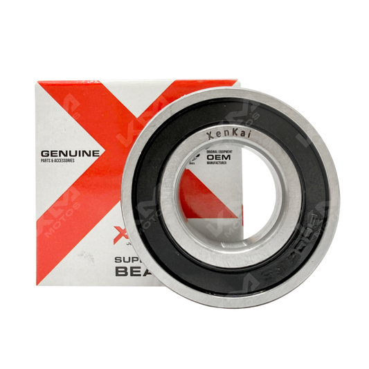 Balinera XENKAI 6004 con diseño moderno en color gris y negro, con detalles de cadena en el frente.