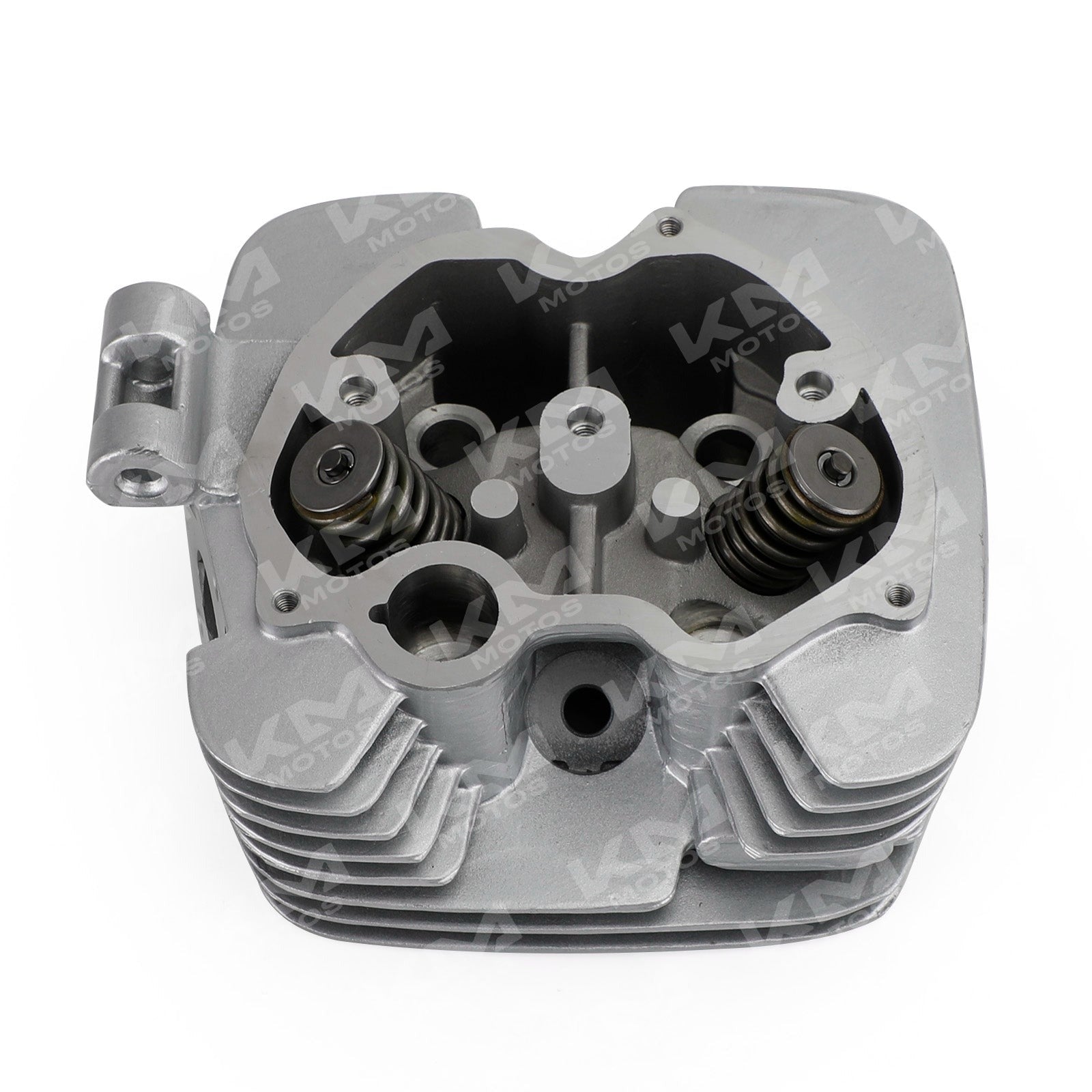 Culata CG250/TANK 250 para motor de varilla, imagen de la culata en color metálico con detalles mecánicos visibles.