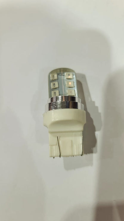 LUZ LED DE STOP PLUS P/CAR + FLASH BX18 - KMMOTOSHN