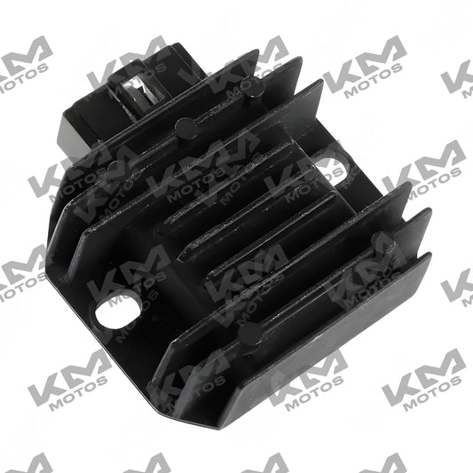 Regulador de voltaje Vort-X 200 de KM Motos, imagen que muestra el rectificador y regulador eléctrico para motocicleta.
