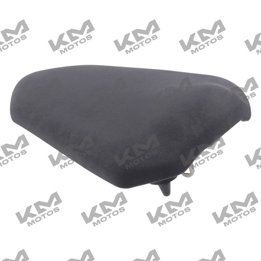 Asiento trasero negro para motocicleta Italika 250Z grafito, sistema de chasis, en vista lateral.