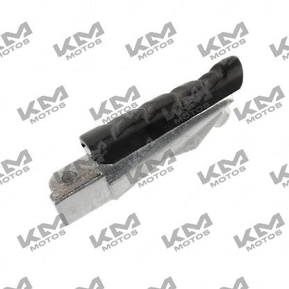 Base de estribo delantero derecho Fiera 200 de marca ORIGINAL, muestra la pieza metálica para reparación de vehículo.