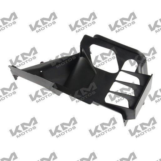 Cubierta protectora inferior para sistema de chasis DS150 negro de la marca Italika, modelo original E14010122.