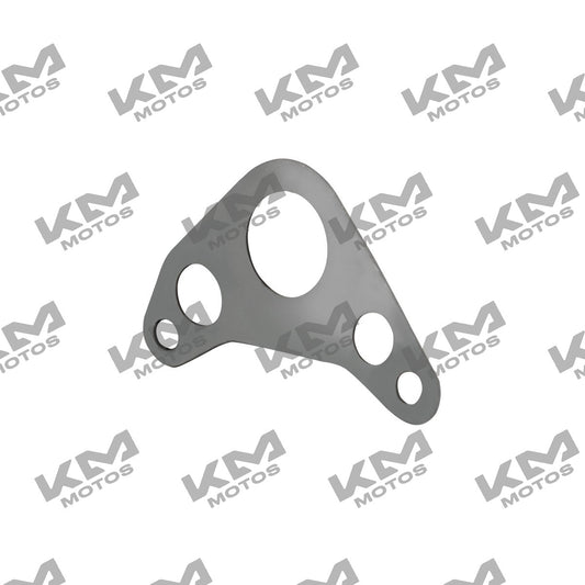 Cubierta de cabeza derecha para sistema de motor Italika FT115 DT110, parte original en color negro, vista lateral en la imagen.