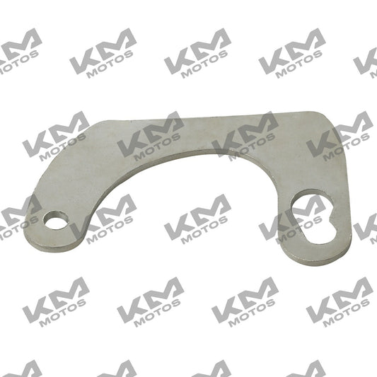Gancho resorte parador central original para sistema de chasis Italika FT125 y Forza 125, modelo F11030090.