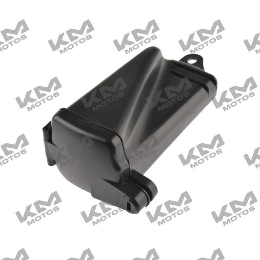 Caja portaherramientas Italika DM 200 ZDM200 con sistema de chasis, en color negro y diseño resistente.