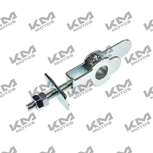 Ajustador de cadena de tracción original Italika para motos 125Z y 125FL, componente del sistema de tracción, en color metálico.
